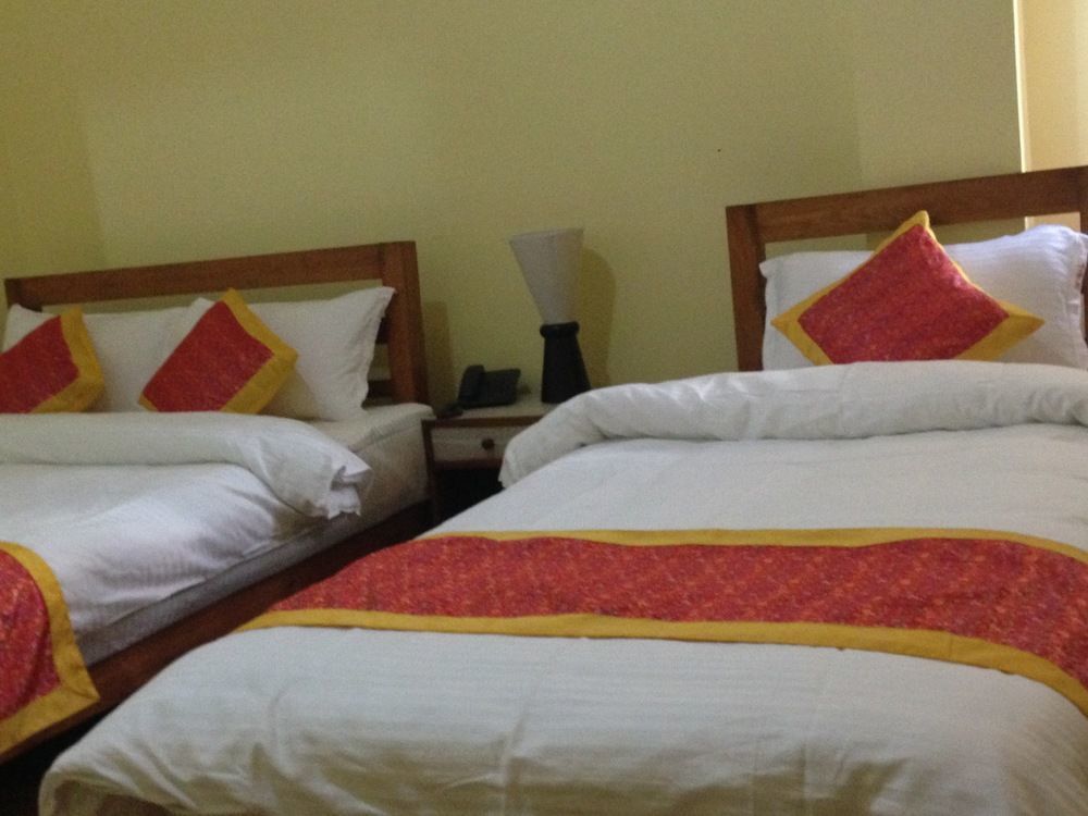 Tibet Peace Guest House Катманду Екстериор снимка