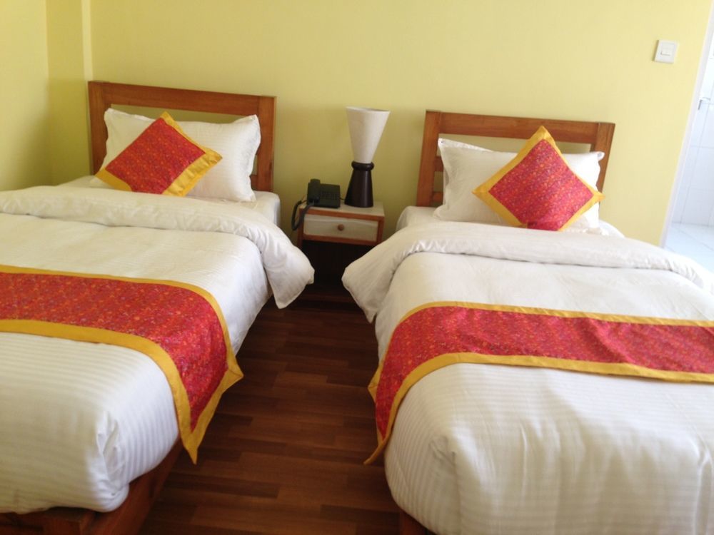 Tibet Peace Guest House Катманду Екстериор снимка