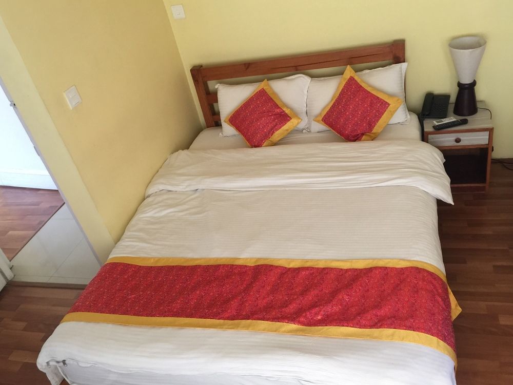 Tibet Peace Guest House Катманду Екстериор снимка