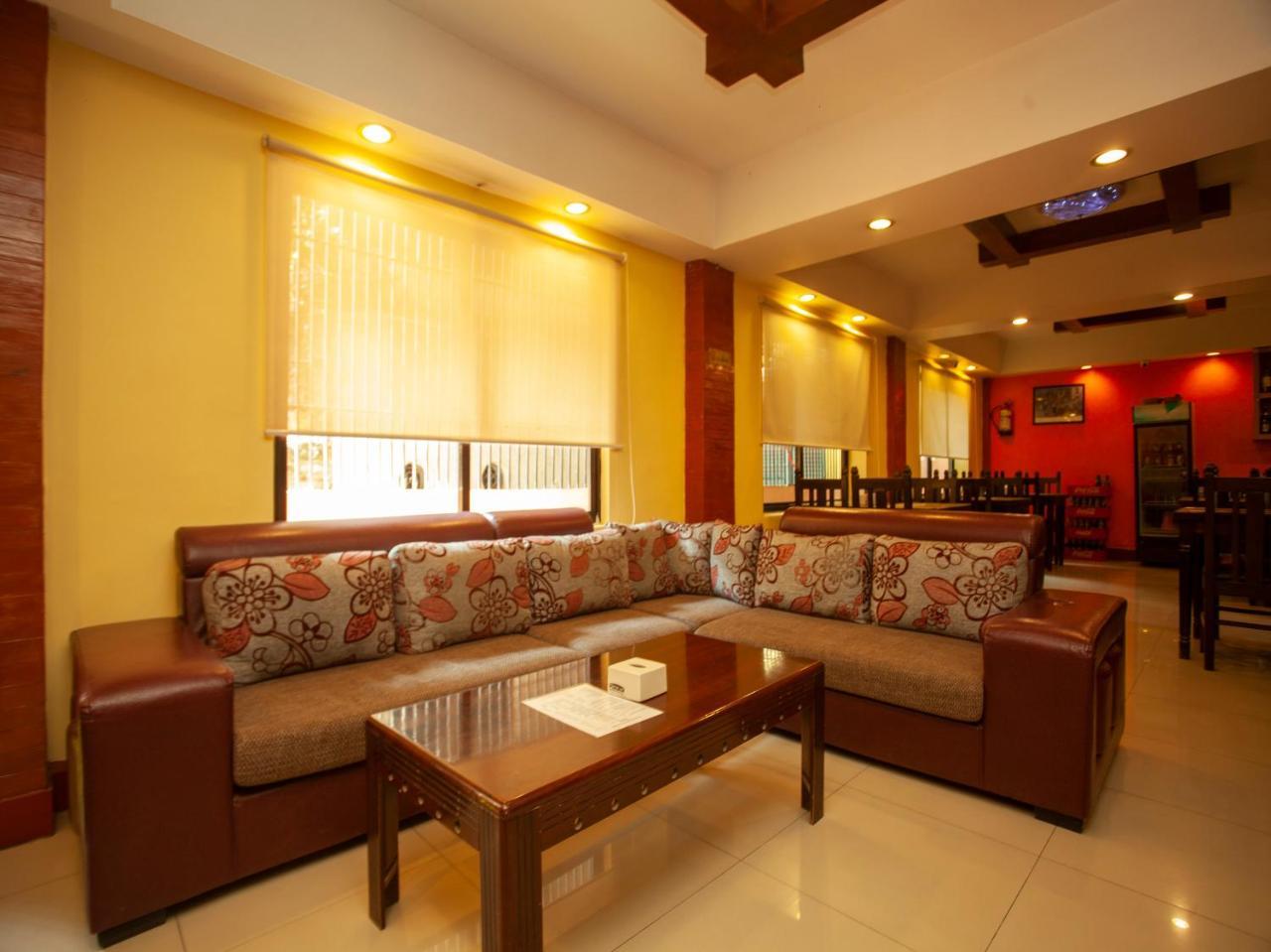Tibet Peace Guest House Катманду Екстериор снимка