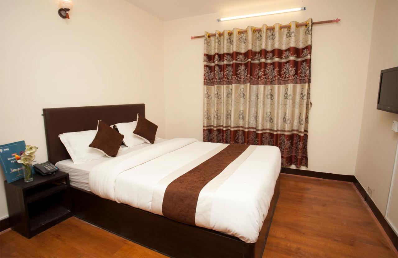 Tibet Peace Guest House Катманду Екстериор снимка