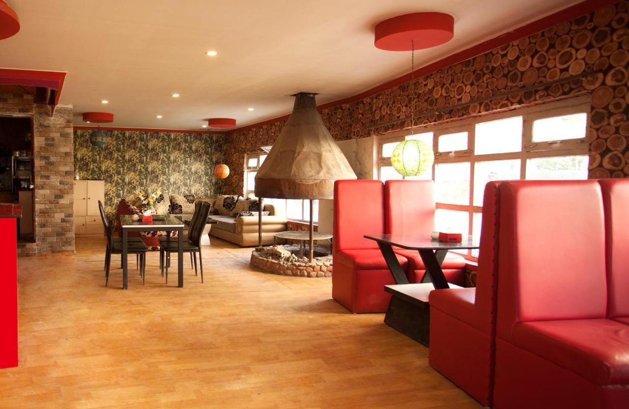 Tibet Peace Guest House Катманду Екстериор снимка