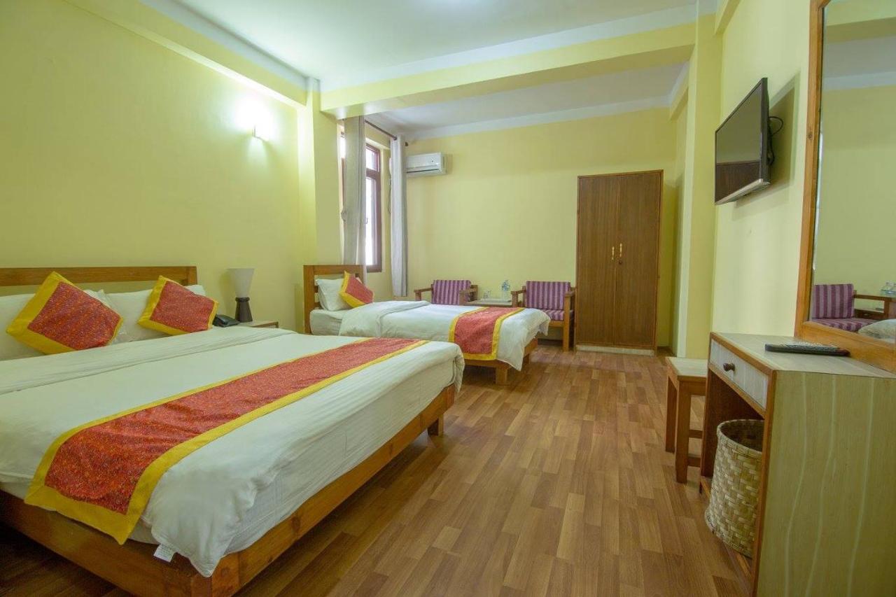 Tibet Peace Guest House Катманду Екстериор снимка