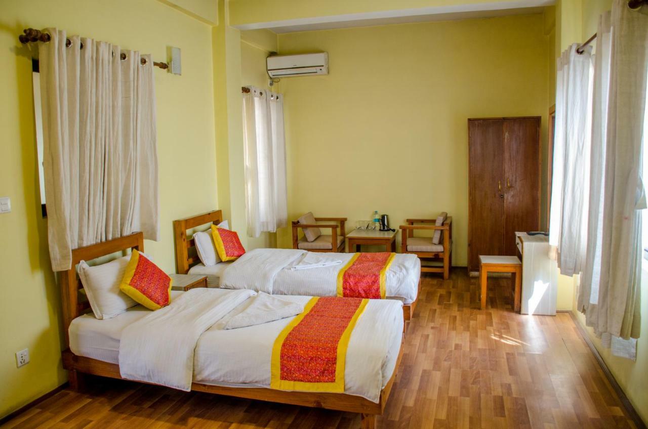 Tibet Peace Guest House Катманду Екстериор снимка