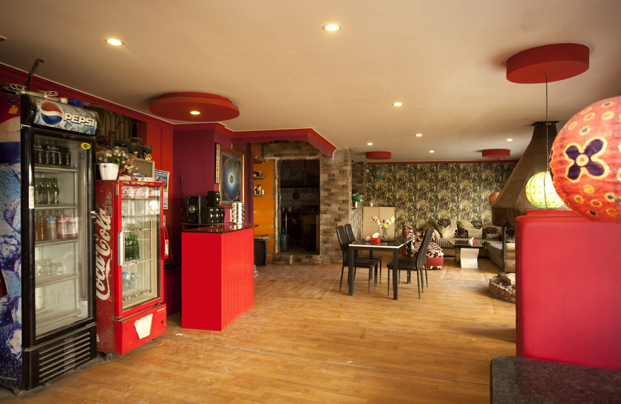 Tibet Peace Guest House Катманду Екстериор снимка