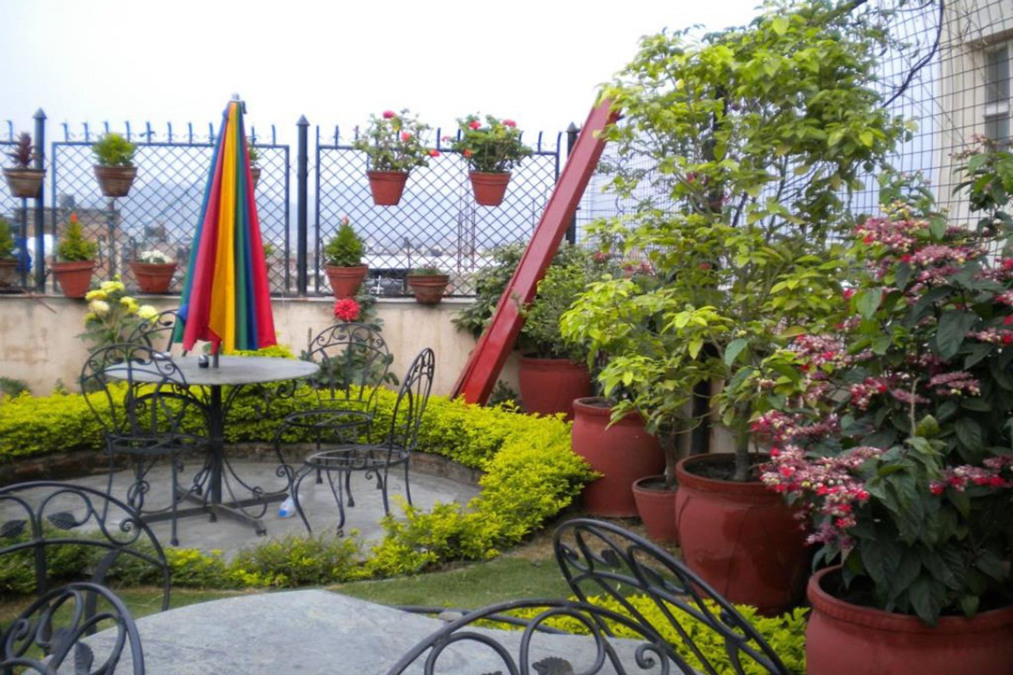 Tibet Peace Guest House Катманду Екстериор снимка